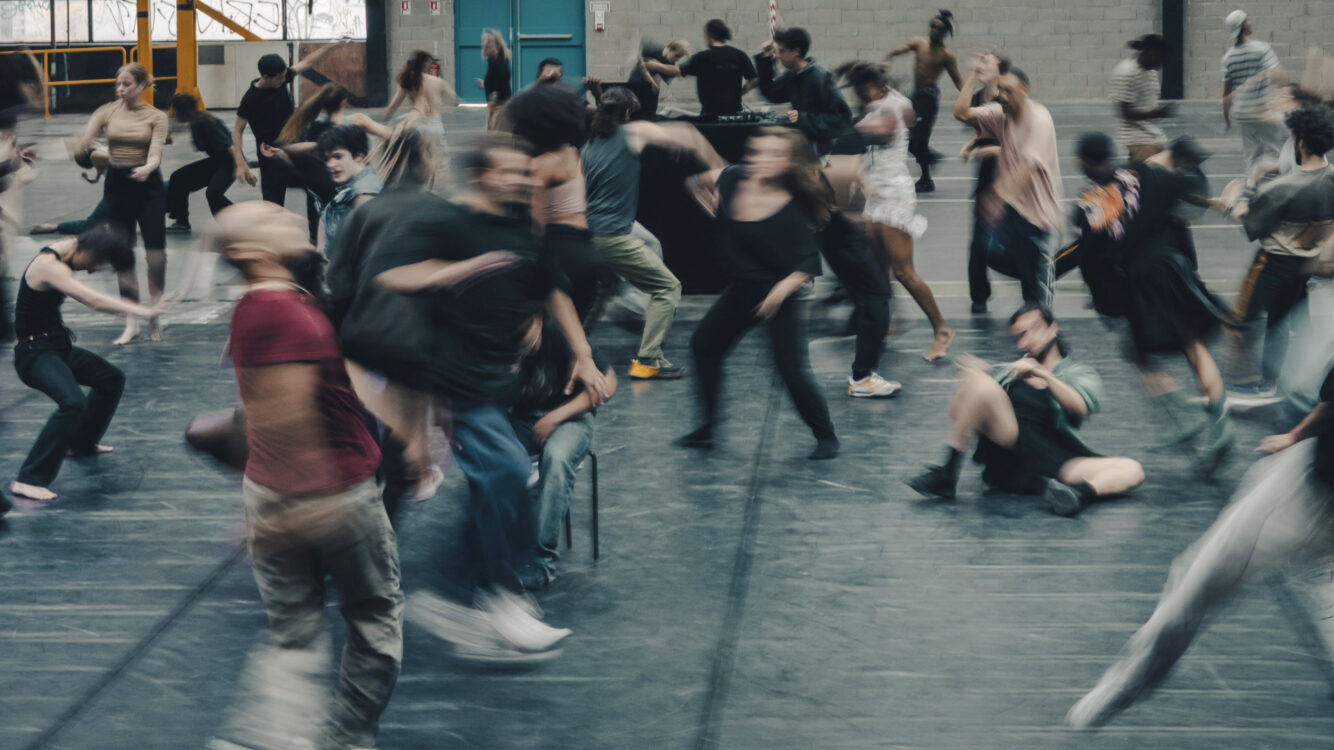 Artistes en mouvement. Artistes en mouvement.