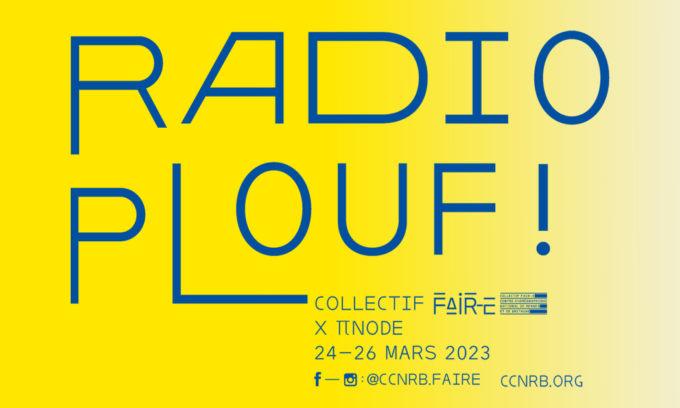 Visuel fond jaune écriture bleue "Radio Plouf !"